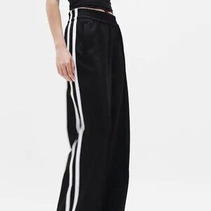 NWOT Mid Rise Wide Leg Track Pants 2-Stripes